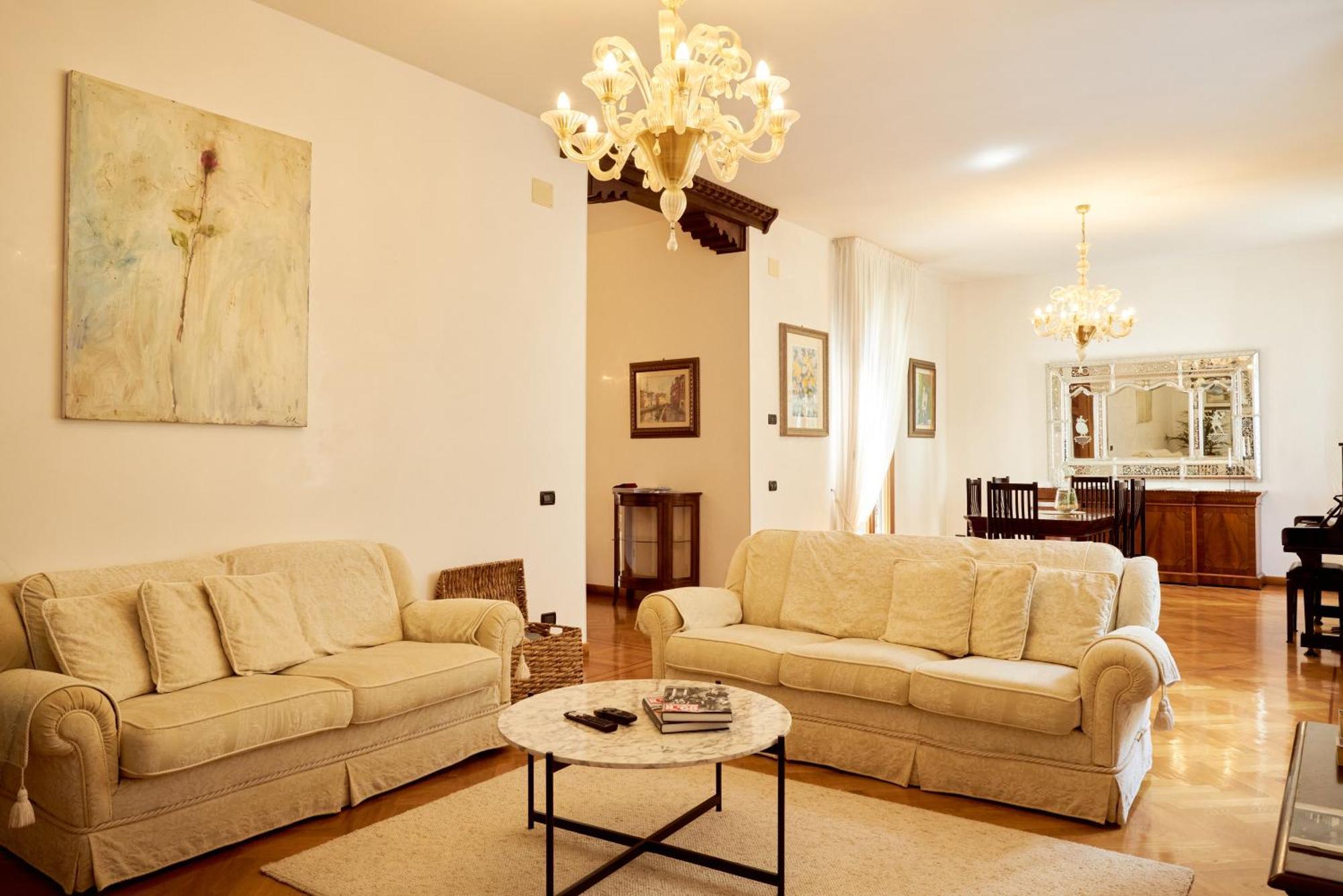 Nama Boutique Residence เวนิส ภายนอก รูปภาพ